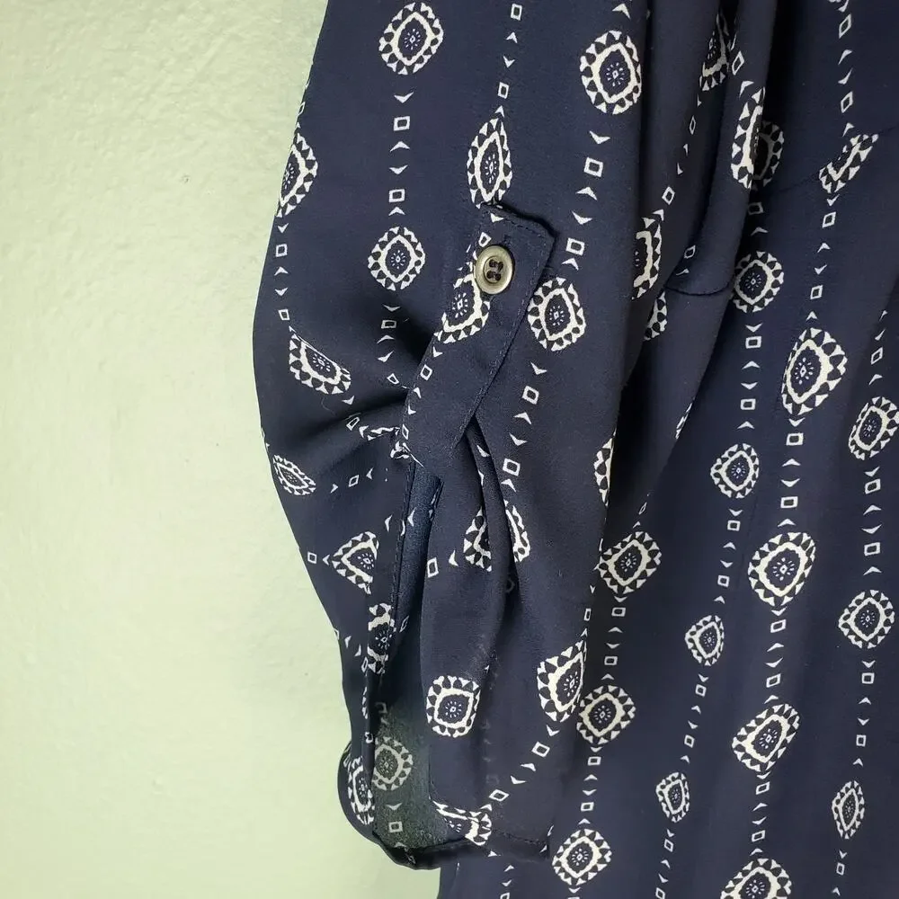 Maurices Womens Blue White Aztec Print Lace up Roll Tab Sleeves Blouse Size 2